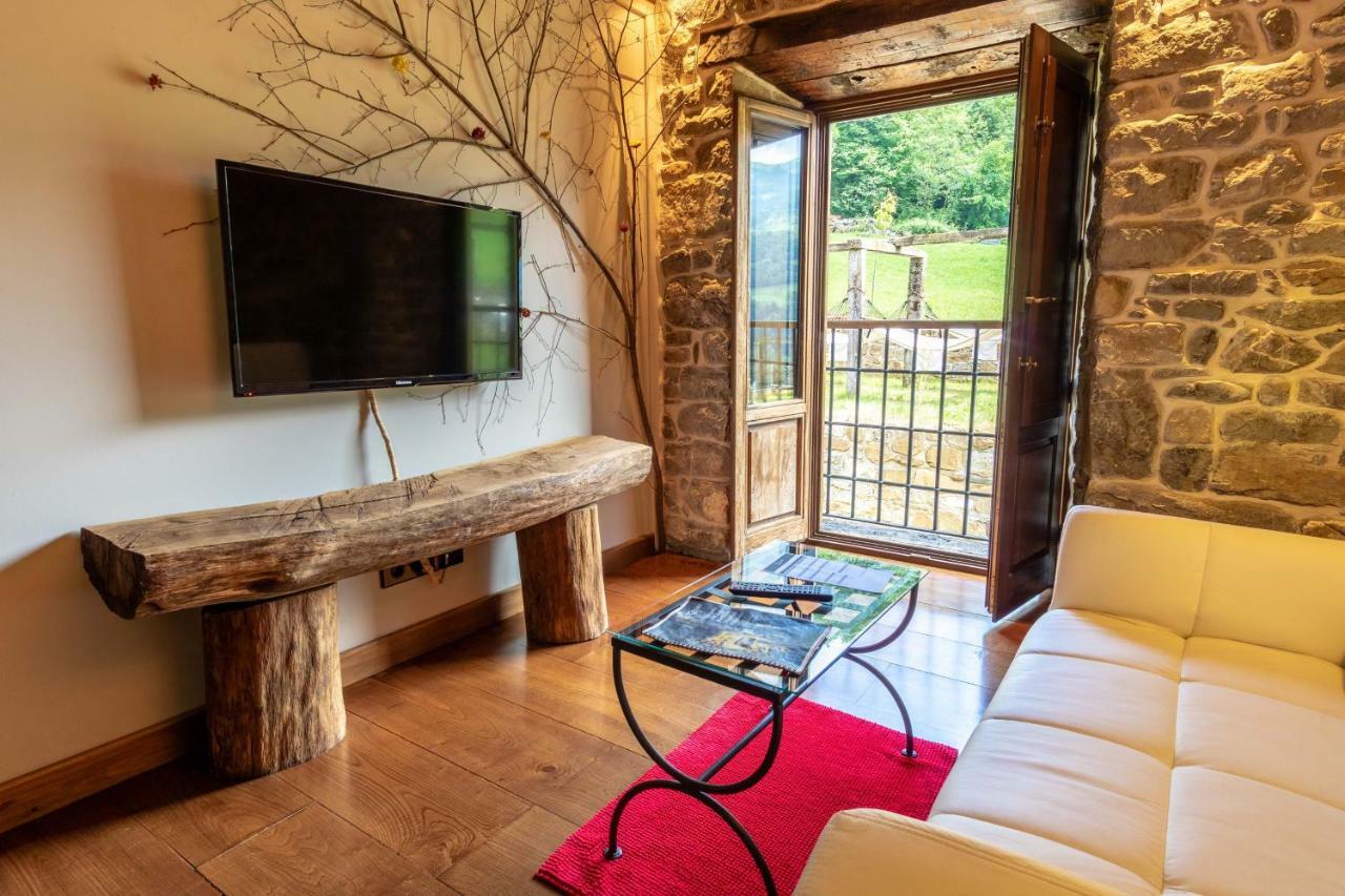 Отель Casona De El Castaniu Серрапио Экстерьер фото